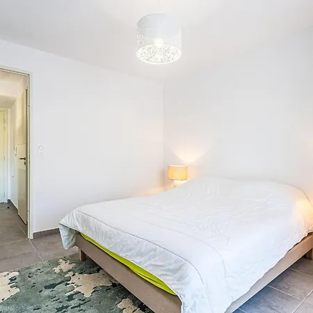 Eden Golfe-1 By Interhome Daire *