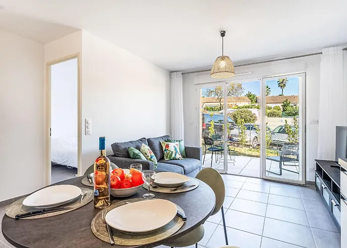 Eden Golfe-1 By Interhome Apartman Cogolin